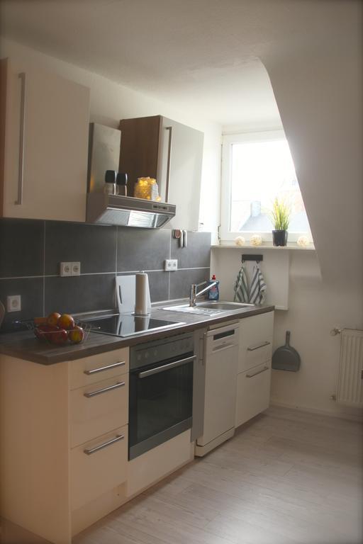 Ferienwohnung Kirchturmblick Euren Трір Екстер'єр фото